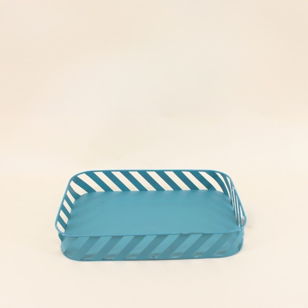Plateau en métal bleu ajouré 25x35cm | Hashtag Déco