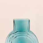 Vase en verre bleu vintage géométrique 40cm | Hashtag Déco