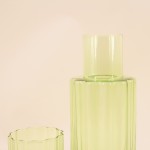 Carafe en verre coloré avec verre assorti | Hashtag Déco