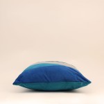 Coussin en velours bleu doré 40cm chic | Hashtag Déco