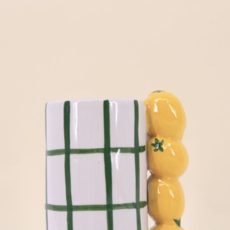 Vase quadrillé vert en grès, citrons relief | Hashtag Déco