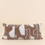 Coussin jacquard chenille marron motifs ethniques | Hashtag Déco