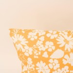 Coussin coton fleurs jaune 30x50 cm | Hashtag Déco