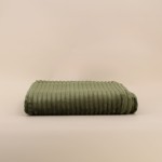 Plaid en velours kaki ultra doux 130x170cm | Hashtag Déco