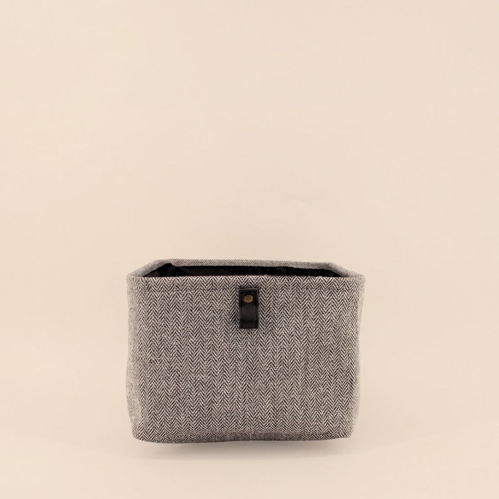 Panier à chevrons gris en polyester 36x26x18cm | Hashtag Déco