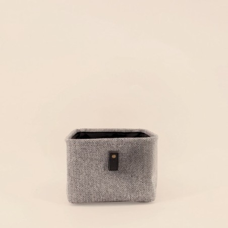 Panier à chevrons gris en polyester | Hashtag Déco