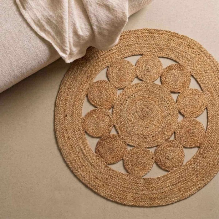 Tapis en jute rond fleur naturel 80cm | Hashtag Déco