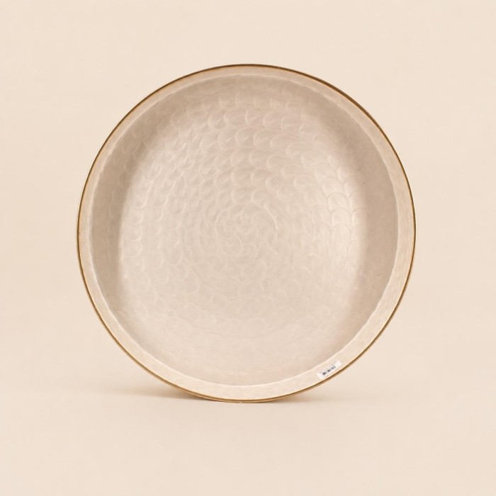 Plateau doré en métal aspect nacré 46cm | Hashtag Déco