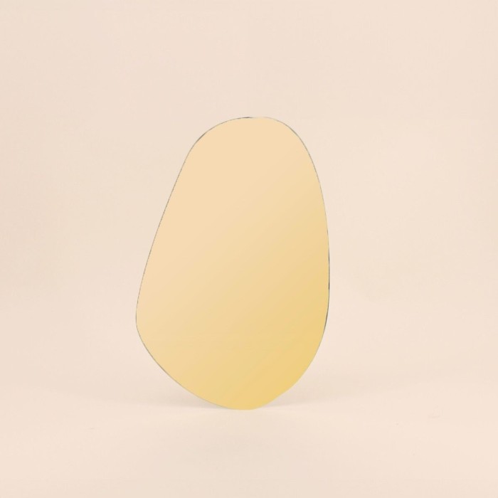 Miroir doré organique 40x25cm en métal | Hashtag Déco