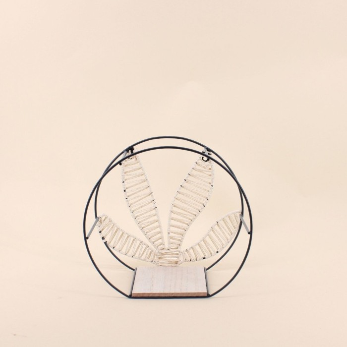 Étagère forme fleur bois blanc 26x24cm | Hashtag Déco