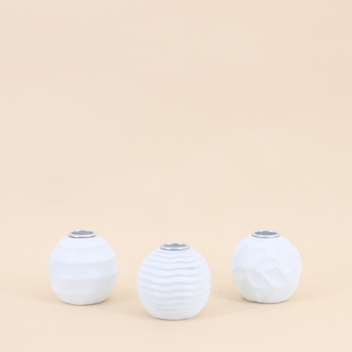Set de 3 bougeoirs en résine blanche texturée | Hashtag Déco