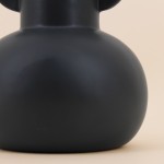 Vase en dolomite noir élégant 18,7cm | Hashtag Déco