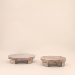 Plateaux ronds en bois sur pieds, set de 2 | Hashtag Déco
