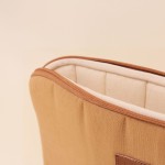 Pochette tablette tissu camel 33x23cm | Hashtag Déco