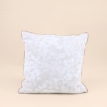 Coussin beige fleuri en jute 40x40cm | Hashtag Déco