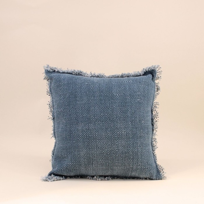 Coussin effet jean à franges bleu 40x40cm | Hashtag Déco