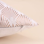 Coussin satiné rose 40x40cm, chic et doux | Hashtag Déco