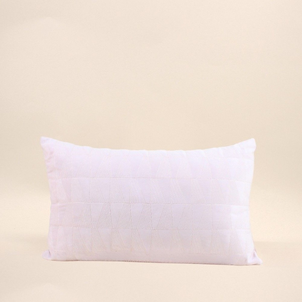 Coussin en velours rose brodé 30x50cm | Hashtag Déco