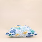 Coussin blanc motifs tropicaux en tissu 40x40cm | Hashtag Déco