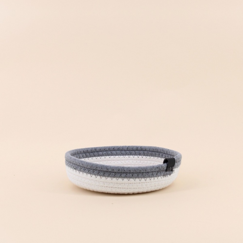 Panier en corde blanc détail gris 20x5cm