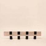 Patère 4 crochets en bois et métal noir 51cm
