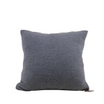 Coussin en tissu gris 50x50cm pour salon chic | Hashtag Déco