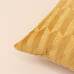 Coussin en velours brodé jaune 30x50cm | Hashtag Déco