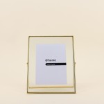 Cadre photo doré verre 20x25cm sur pied | Hashtag Déco