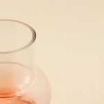 Vase design en verre marron/beige 30cm | Hashtag Déco