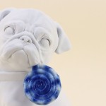 Chien en résine 24cm ludique et neutre | Hashtag Déco