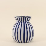 Vase céramique bleu 19cm, design élégant | Hashtag Déco