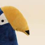 Cale porte velours bleu toucan exotique | Hashtag Déco