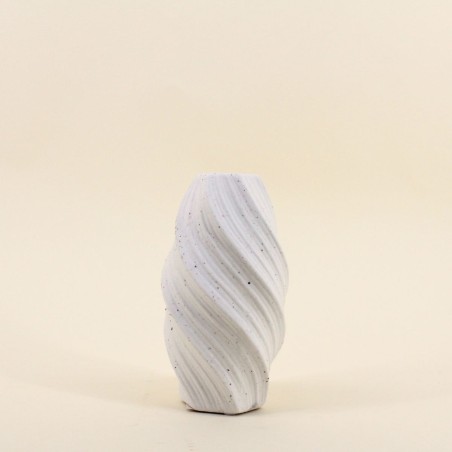 Vase twist porcelaine blanche 20cm unique | Hashtag Déco