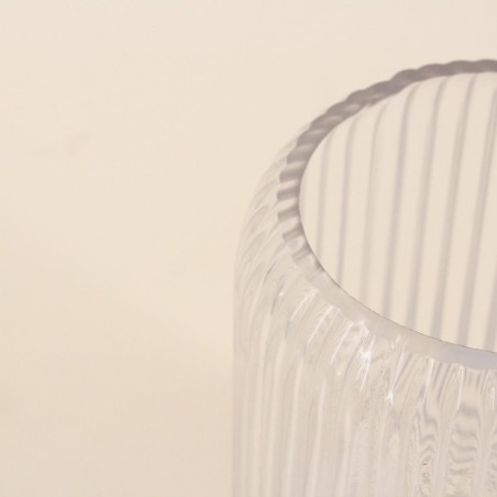 Vase en verre strié 19cm, élégant et moderne | Hashtag Déco