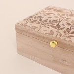 Boite à bijoux bois relief fleuri naturel | Hashtag Déco