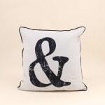Coussin imprimé noir et blanc 45x45cm en coton | Hashtag Déco