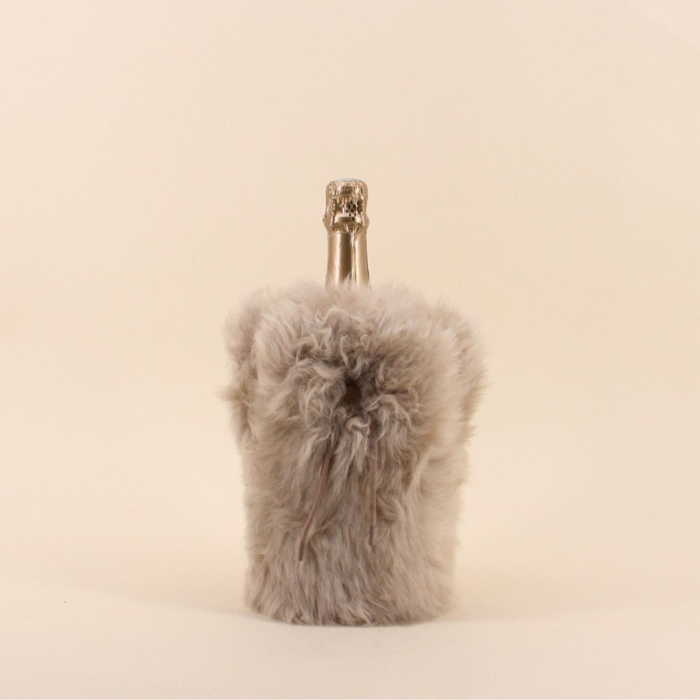 étui champagne peau de mouton beige | Hashtag Déco