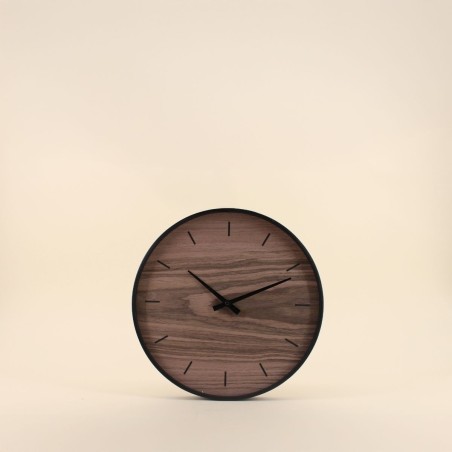 Horloge en bois naturel 33cm, sobriété et style | Hashtag Déco