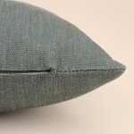 Coussin extérieur kaki 30x70cm en tissu | Hashtag Déco