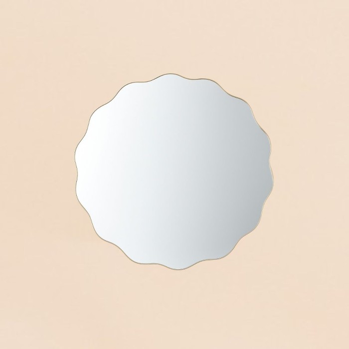 Miroir métal doré fleur 54cm, chic et élégant | Hashtag Déco