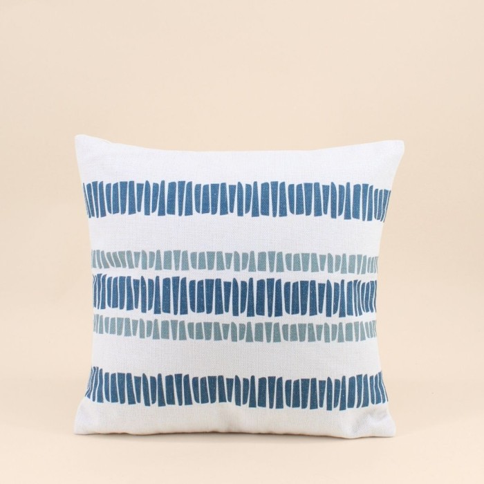 Coussin extérieur rayé en tissu 40x40 cm | Hashtag Déco
