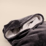 Sweat plaid ultra doux en polyester gris avec poche | Hashtag Déco