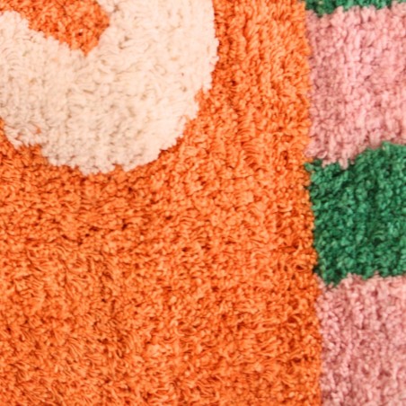 Tapis de bain coton brodé Bisous 50x80 cm | Hashtag Déco