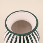 Vase céramique vert rayé 19cm, design moderne | Hashtag Déco