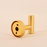 Patère en acier doré 7cm, luxe et style | Hashtag Déco