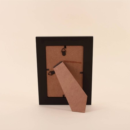 Cadre photo en bois noir gravé 10x15cm | Hashtag Déco