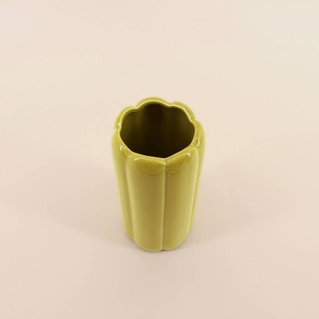 Vase festonné vert en dolomite 20 cm | Hashtag Déco