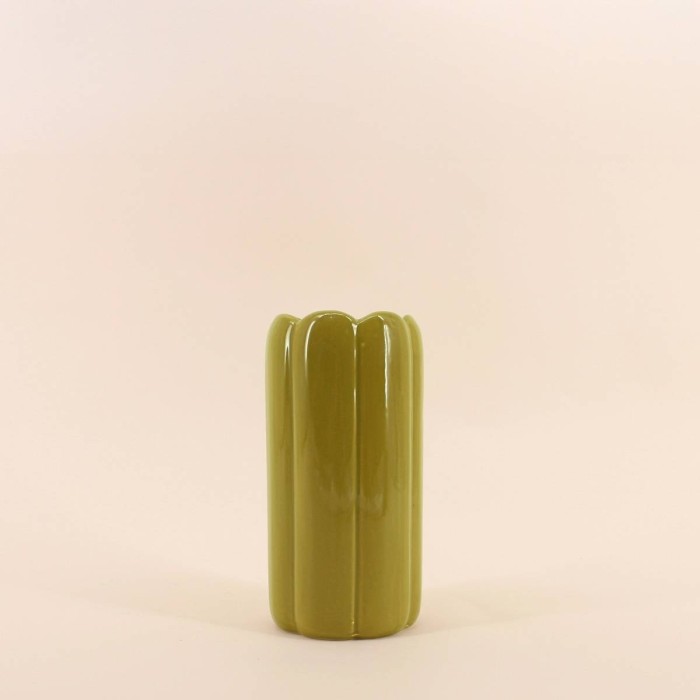 Vase festonné vert en dolomite 20 cm | Hashtag Déco