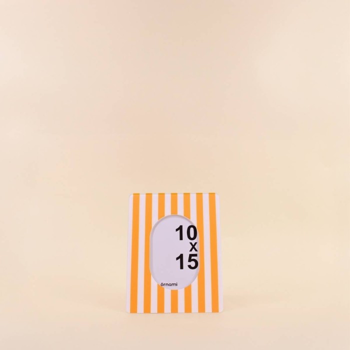 Cadre photo rayé jaune/blanc 17x22 cm en PVC | Hashtag Déco