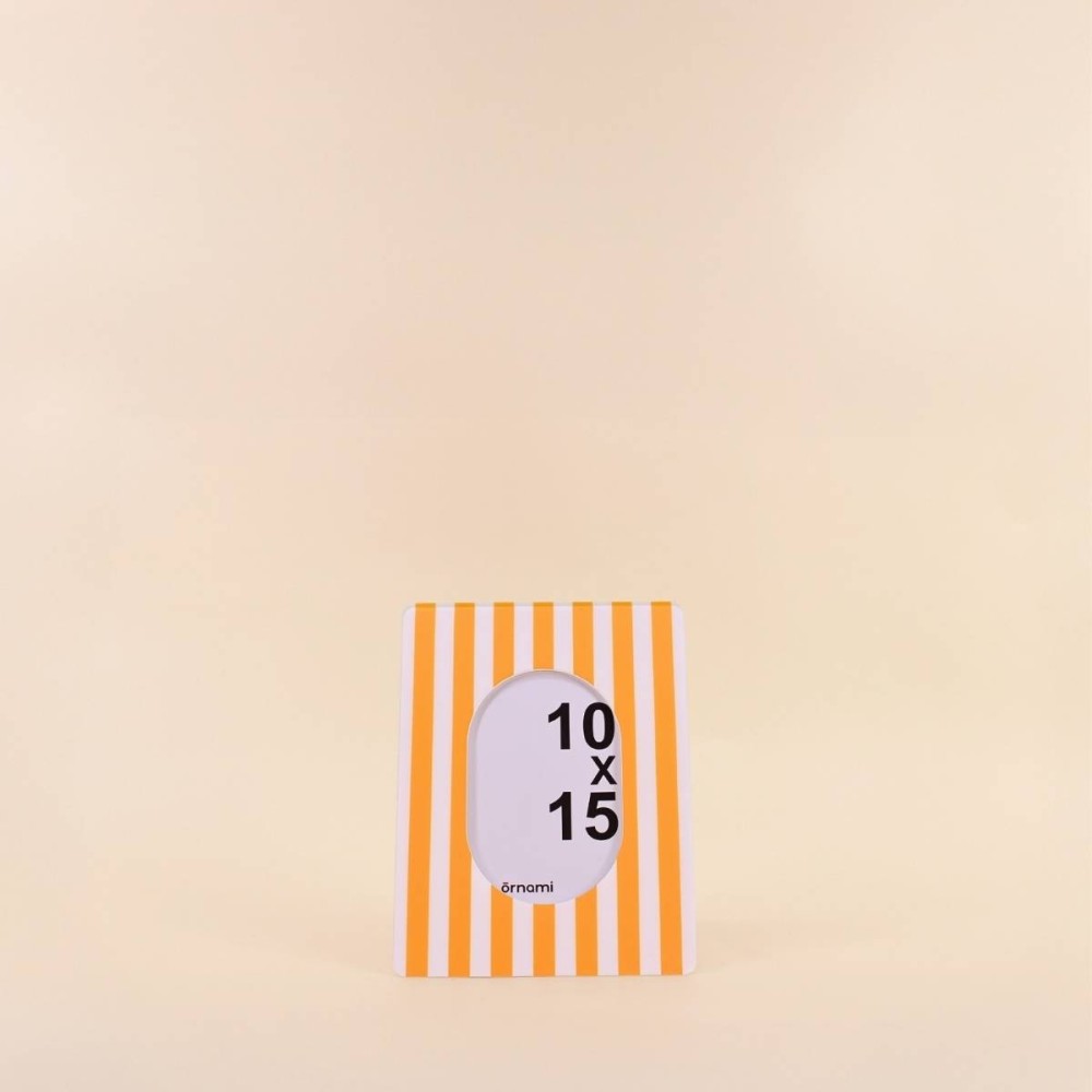 Cadre photo rayé jaune/blanc 17x22 cm en PVC | Hashtag Déco